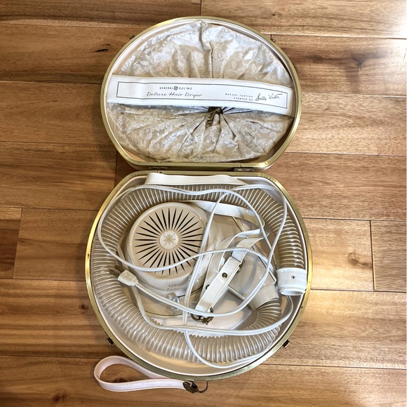 General Electric Hair Vintage Ge Deluxe Hair Dryer W In Case